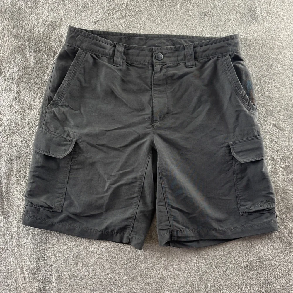 The North Face Paramount II Cargo Shorts Mens 32 Gray Nylon Hiking 9